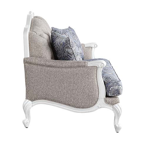 Loveseat w/3 Pillows